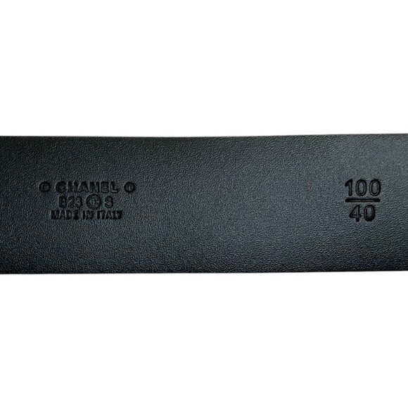 Chanel Black Leather Belt with Strass CC Logo Buckle - Picture 5 of 6